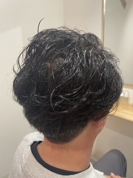 トナリ(tonari) メンズ　似合わせパーマ