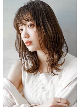 ギークス(GEEKS) 【GEEKS渋谷】秋冬カラー/ヌーディーベージュ/顔周りレイヤー/艶