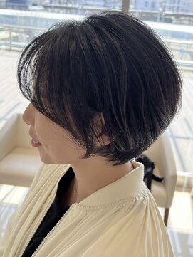 アッシュ 長津田店(Ash) 丸みが可愛いクビレショートレイヤー