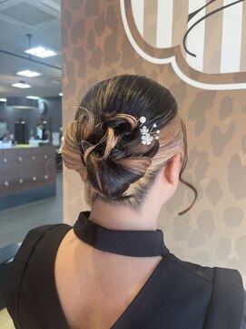 お呼ばれスタイル