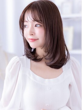 ツヤ感グレーブラウンシャギーカットセミディa越谷20代30代40代