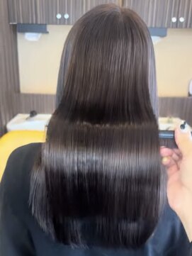 ホク 神崎川(hoku) 美髪矯正艶々ロングヘア