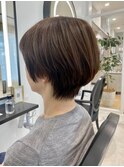 大人ショート × フィット感 × くびれシルエット