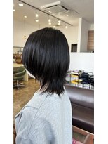 ココア(COCOA)&nbsp;黒髪でも可愛いウルフカット◎10～30代に大人気！！