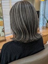ヘアスタジオルース(HAIR STUDIO LUZ) 40代50代60代の大人ボブ/白髪ぼかしハイライト/堀江/北堀江