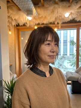 ホロル(horol) 大人のくびれショートレイヤー