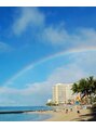 アボンド(ABOND) 夏、海、プールが大好きです。最近はサーフィンにハマり中です!