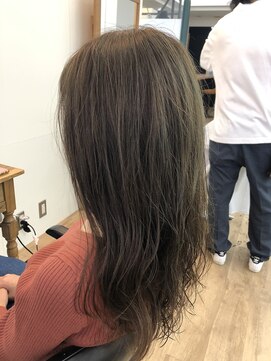 アメリ(Ameri) -Ameri-リペアカット　×   オリーブグレージュ