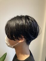 キー(KEY) センターパートスタイル