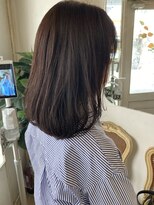 アミュレ(Amule)&nbsp;前髪ありナチュラルストレートミディアムヘア40代梅ヶ丘美容室