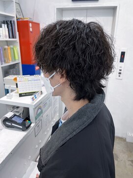 ルートバイドット 町田店(root by dot.) センターパート/ツイストスパイラル/スキンフェード[町田]