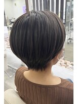 ヘアーアンドエステティック ヴェリス(hair&esthetic Velis) 【Velis】細かめハイライトのベージュアッシュショートボブ♪