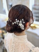 結婚式 二次会 お呼ばれ アップヘア×華やかアクセ×パールピン