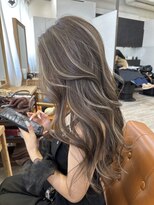 エトラ 渋谷店(etora)&nbsp;小顔 ネビージュアッシュグレージュハイライトカラー◎