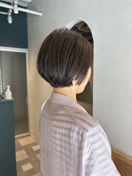 ルウ 押上(rue) 〈押上 半個室〉　オリーブベージュ　ショートボブ