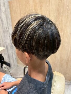 エヌアンドエー せんげん台店(N&A) ハイライトがアクセント◎ツーブロックマッシュ/ブリーチ