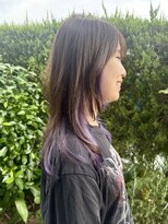 シエサロン(SHE SALON)&nbsp;インナーカラーを活かしたウルフスタイル