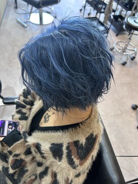 ミリ 北千住(millit) ブルー