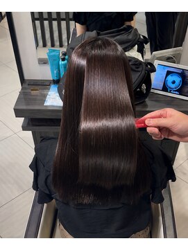 アース エレガンス 吉祥寺店(EARTH Elegance) 極上の「髪質改善美髪矯正」