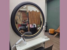 ヘアーカラースペース(hair color space)の雰囲気(人気のドライヤー・アイロンをご準備しています☆)