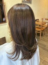 ハッティ HATTI&nbsp;「長さは残したいけど重たく見せたくない」大人レイヤースタイル