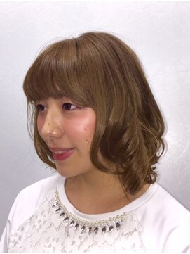 マデイヘアー(made´e hair) ミルクティーカラーボブ