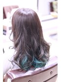 ターコイズインナーカラー/ツヤ髪ロング/透明感/美シルエット