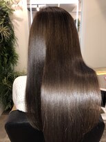 アールサロン アオヤマ(Rr SALON AOYAMA)&nbsp;クリスタルミネコラロング