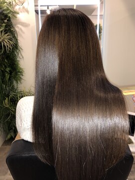 アールサロン アオヤマ(Rr SALON AOYAMA) クリスタルミネコラロング