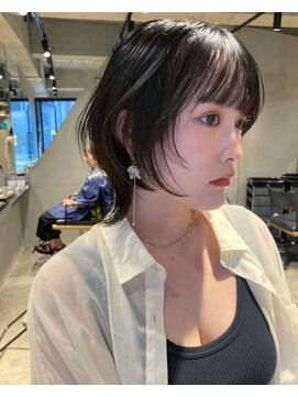 ビビト(bibito) bibito ウルフカット　レイヤー　ショートウルフ　ミディアム