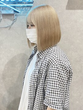 ムード カナザワ(mood kanazawa) blond color