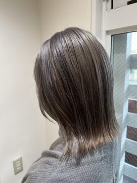 パダ(PADA) ホワイトカラー♪