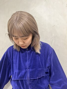 カンナ オーガニック ヘアデザイン(CANNA ORGANIC & HAIR DESIGN) ホワイトベージュ
