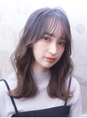 こなれミディ　エアリーロング　デザインカラー　前髪