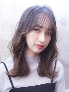 ジェニーバイメノン(JENNIE by Menon) こなれミディ エアリーロング デザインカラー 前髪