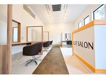 カットサロンファイン清瀬店