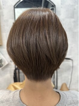 ラグ(RAG)の写真/【駐車場あり◎】ダメージレスカラーと再現性の高いカットで映える美フォルムショートに♪スタイリング簡単
