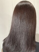 アオゾラヘアーカミノウラ(AOZORA HAIR kaminoura)&nbsp;ラベンダーカラー 美髪 サラサラロングヘア スタイルング簡単