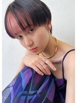 オーセン(Authen.) 黒髪×ピンクインナーカラーショート