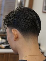 ザ チョップ ショップ ハラジュク(THE CHOP SHOP HARAJUKU)&nbsp;原宿渋谷理容室テーパーフェードカットメンズセンターパート