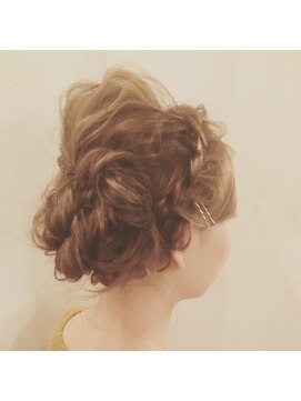 シェア(SHARE hair make works) 【SHARE】★お客様スナップ★ カジュアルアレンジ