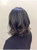 ハデになり過ぎないダブルカラー仕上げの長め前下がりボブ☆