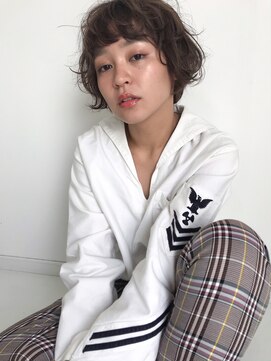 クララ サカエ(CLALA Sakae LA.DONNA group) ニュアンスカール女子