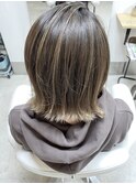 ミルクティーベージュ　バレイヤージュボブ