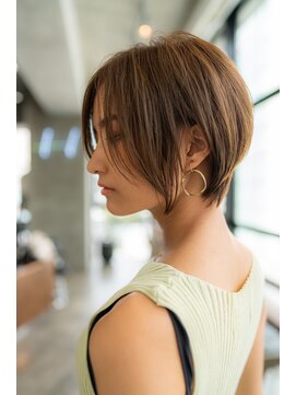 ブエナビスタ(BUENA VISTA) ショートボブ/髪質改善/ハイライト/ウルフボブ/沖縄/前髪