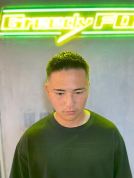 グリーディーフォックス 代々木(Greedy FOX) コンマヘア/センタ-パ-ト/ツイストスパイラル/スキンフェード