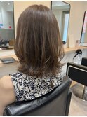 ミディアムヘア くびれヘア レイヤーカット ウルフ 