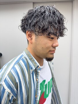 チーカ(chica) マッシュツイストパーマ