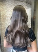 ACE横浜 スモーキーベージュ×波打ちロング