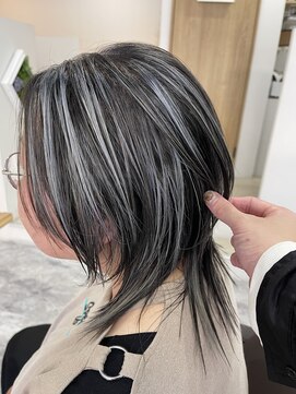 アムヘアー(A.M. hair) ハイライトカラー
